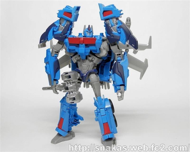 Beast Hunters Ultra Magnus New Images and Review Transformers